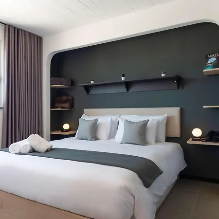 Adagio Malta Aparthotel 4*
