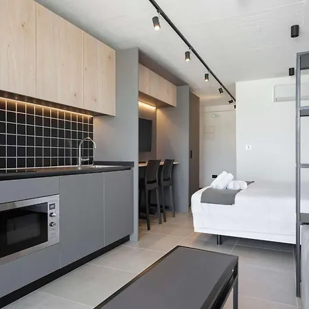 Aparthotel Adagio Malta 4*