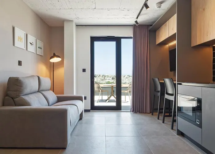 Adagio Malta Апарт-отель