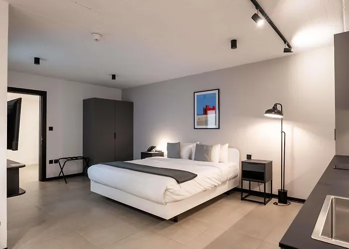 Adagio Malta Апарт-отель