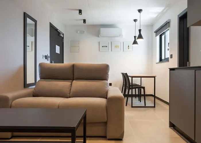 Apartahotel Adagio Malta 4*