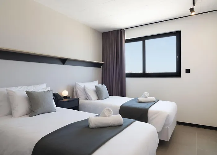 Adagio Malta Apartahotel 4*